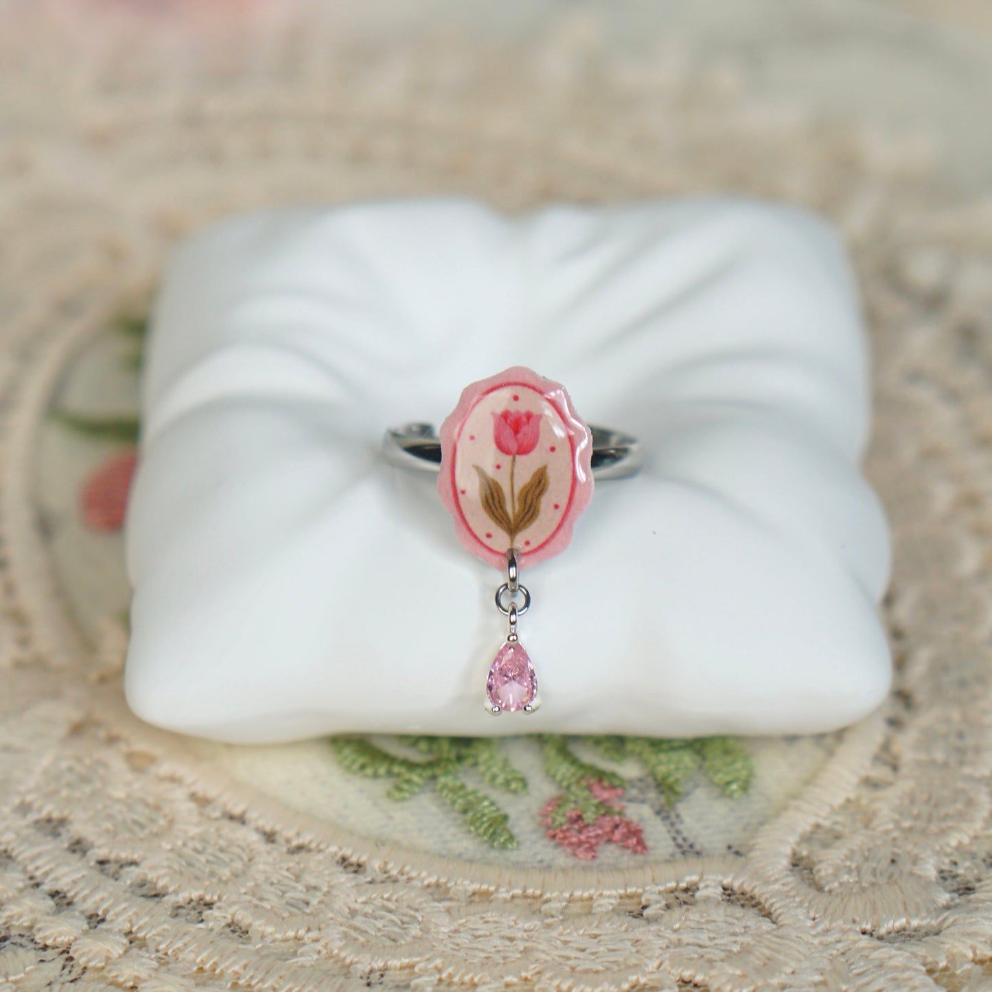 Floral frame Ring