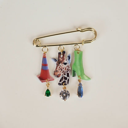 Giraffe Brooch