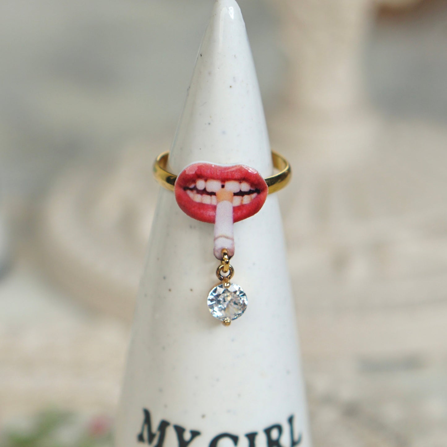 Smoking Lips Rings